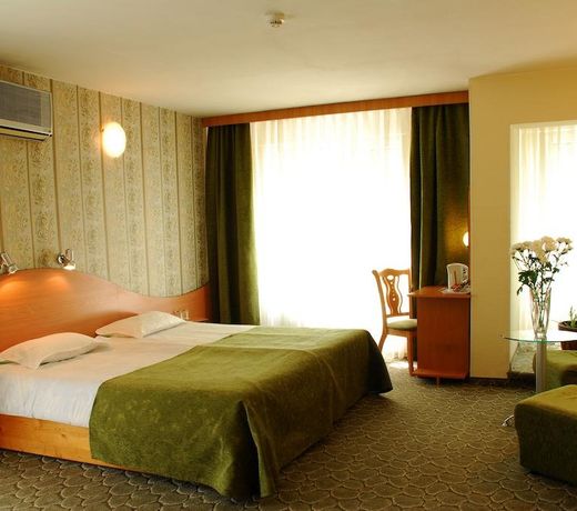 Noviz Hotel