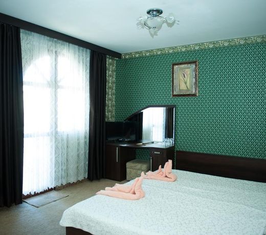 Globus Hotel