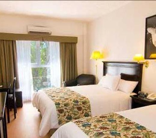 Ramada by Wyndham Buenos Aires