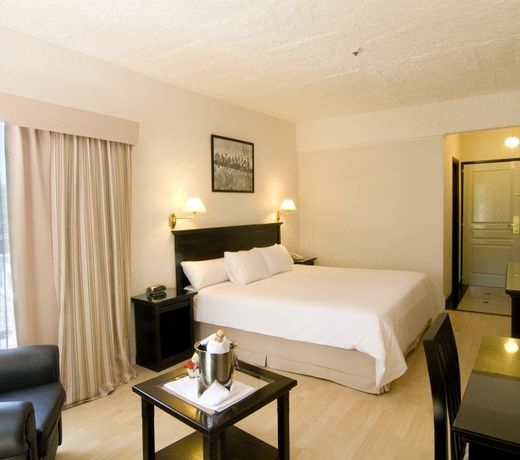 Ramada by Wyndham Buenos Aires