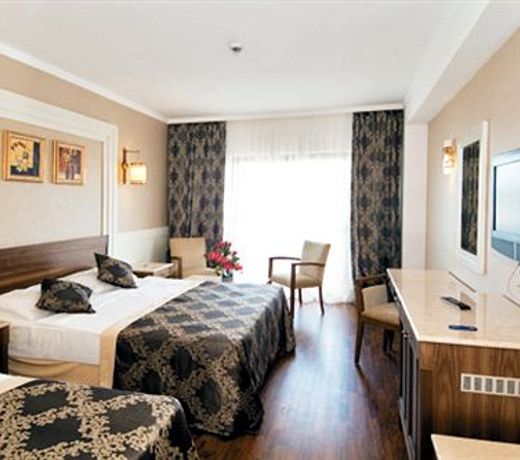 Alba Queen Hotel