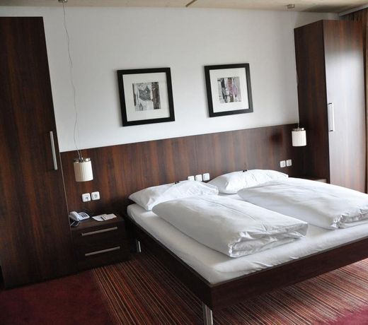 eduCARE Hotel