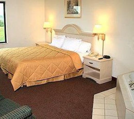 Quality Inn & Suites Bethany
