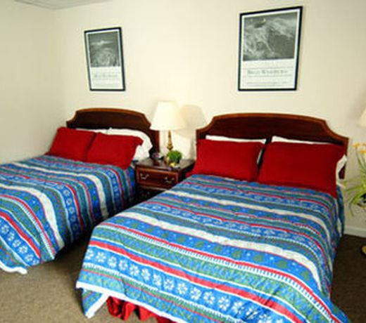 Colonial Motel