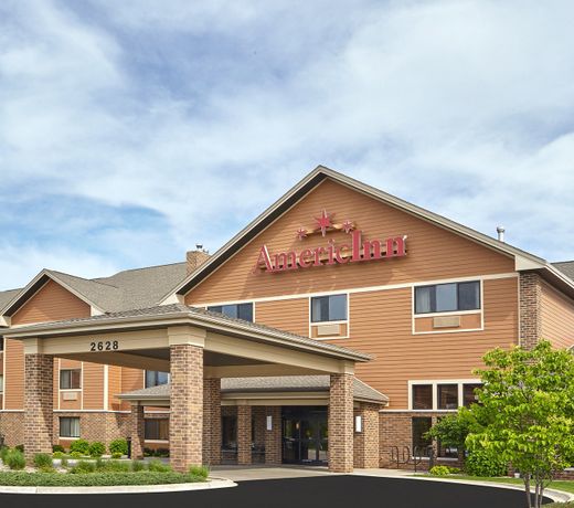 AmericInn by Wyndham Green Bay East