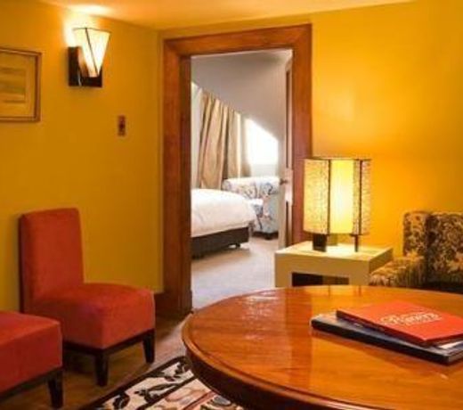 Priory Country Lodge