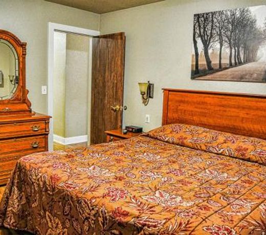 Stratford Inn