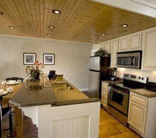 Cherokee Lodge Condominiums