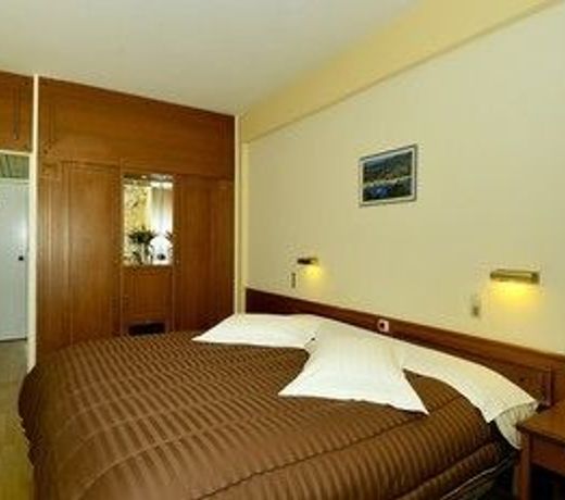 Hotel Nefeli