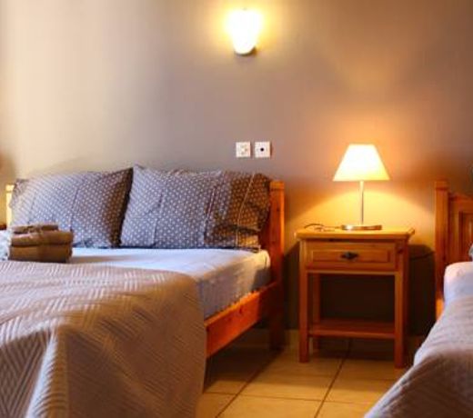 Hotel Defkalion