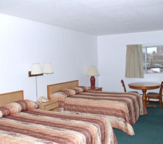 Village Inn Green Bay