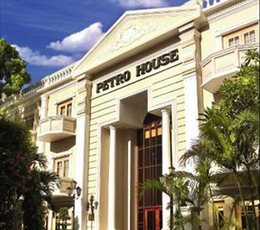 Petro House Hotel