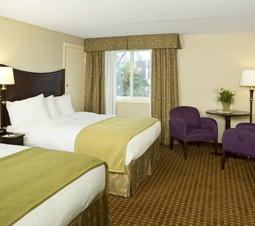 Rockport Inn and Suites