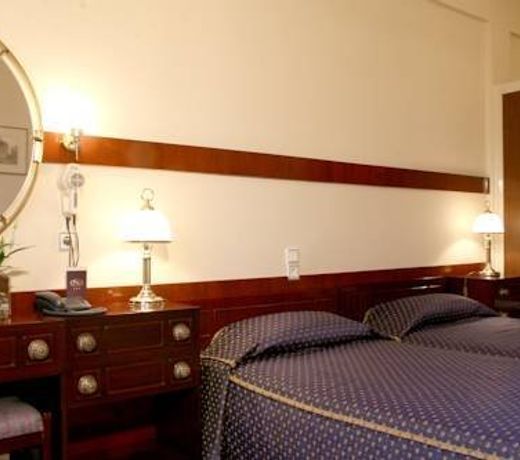 HOTEL DIVANI TRIKALA