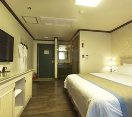 Tongyeong Anchovy Tourist Hotel