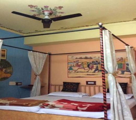 Govind Hotel
