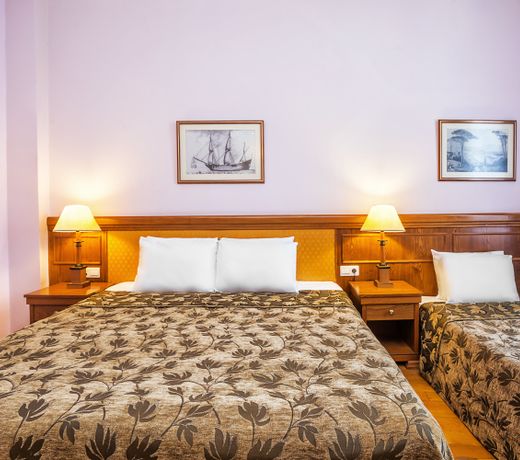 Minerva Premier Hotel