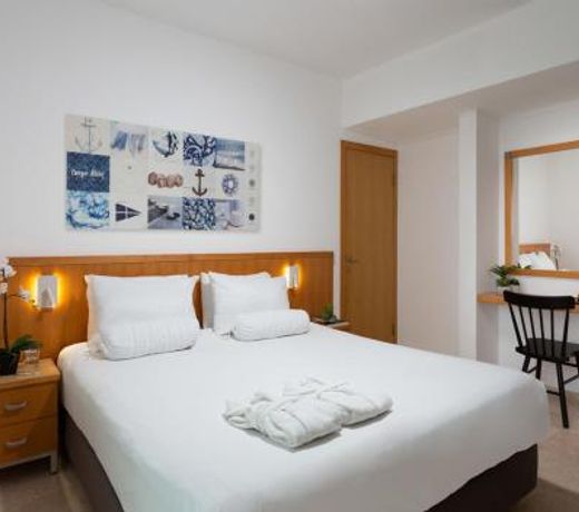 ApartHotel Okeanos on the Beach