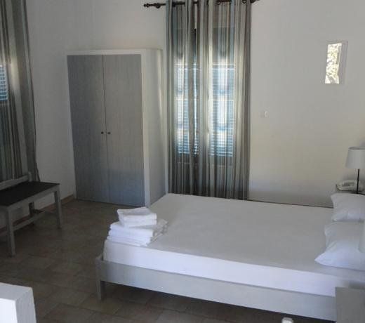 Lianos Hotel Apartments