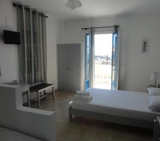 Lianos Hotel Apartments