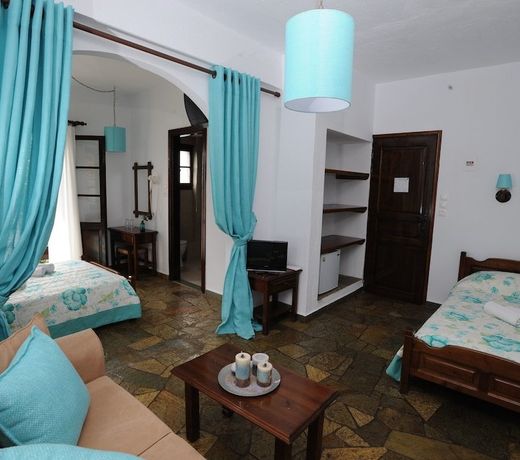 Elli Hotel