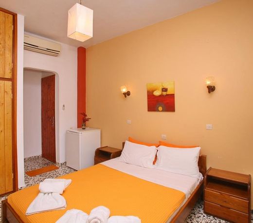 Marialena Rooms