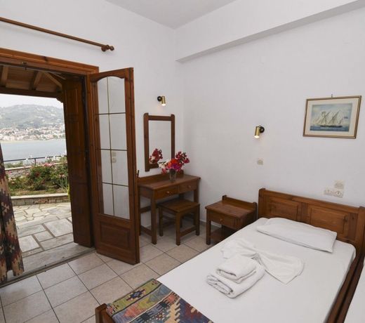 Evlalia Studios & Villas
