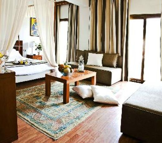 La Piscine Art Hotel, Philian Hotels and Resorts
