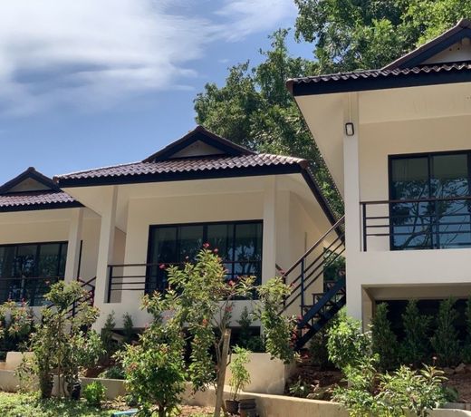 Naiya Beach Bungalow