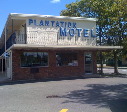 Plantation Motel