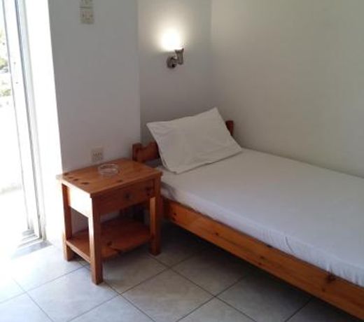 Nora Hotel