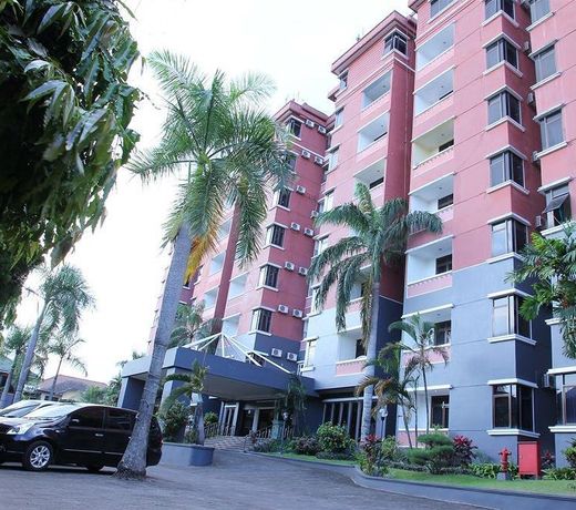 Sejahtera Family Hotel & Apartment
