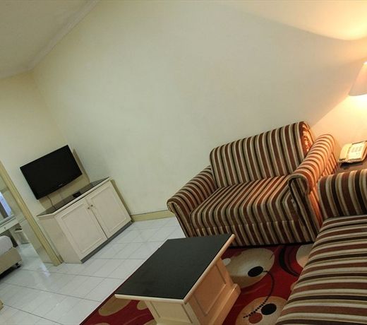 Sejahtera Family Hotel & Apartment