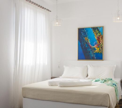 Scorpios Hotel & Suites