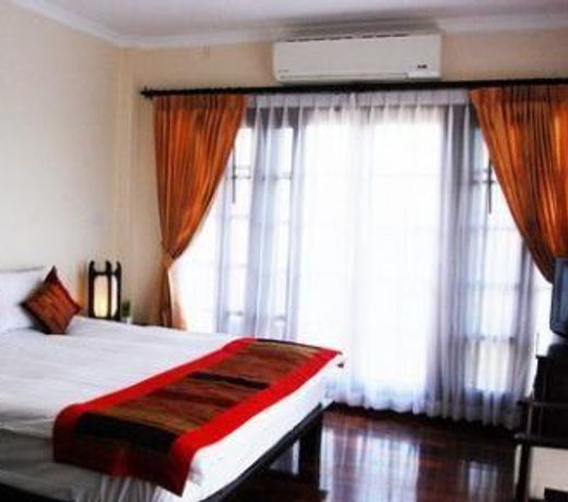 Vayakorn Inn