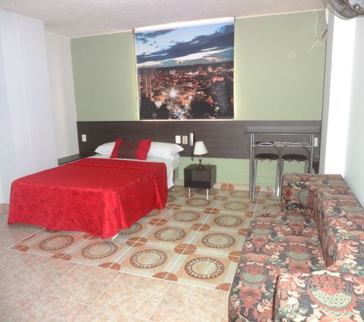 Hotel Doral Suites