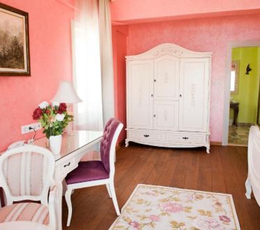 Swan Lake Hotel - Adult Only
