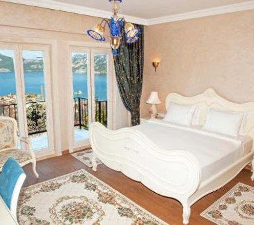 Swan Lake Hotel - Adult Only