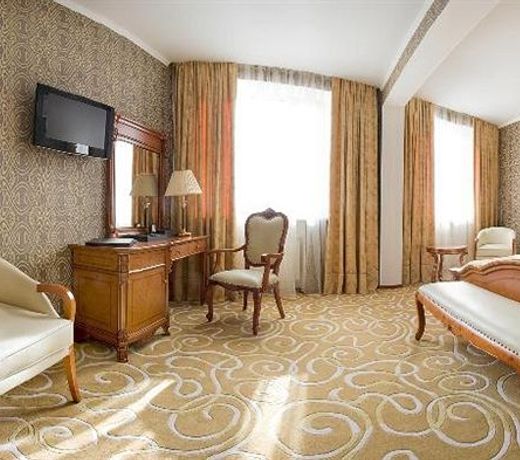 Grand Hall Hotel