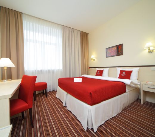Green Park Hotel