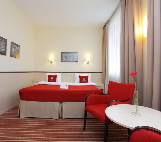 Green Park Hotel