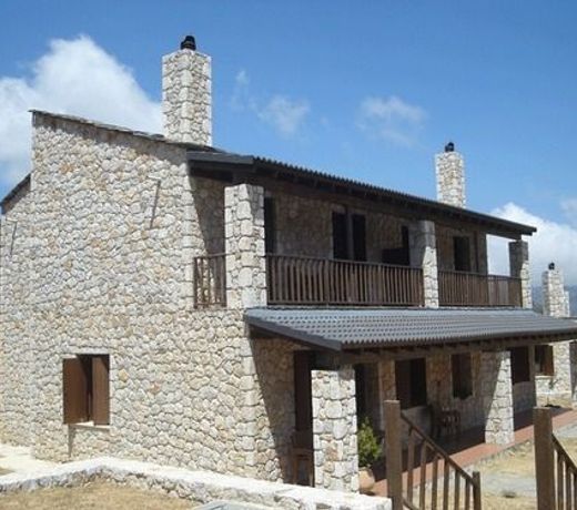 Samaria Village