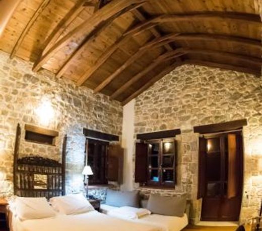 Xemoni Hotel
