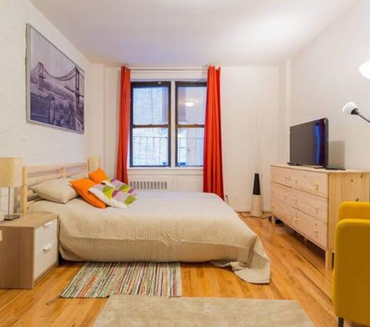 Beautiful Studio Near Central Park