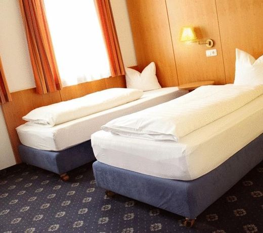 Hotel Servus Europa Suben