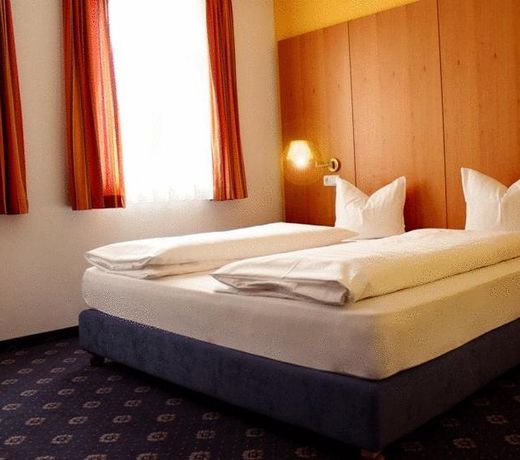 Hotel Servus Europa Suben