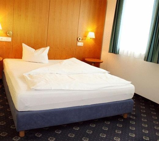 Hotel Servus Europa Suben