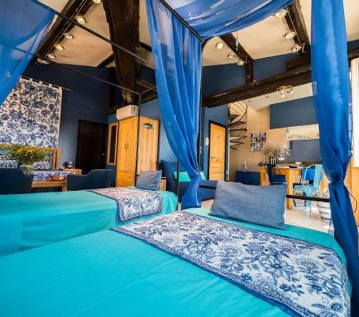 Suites Coronell d'En Vila