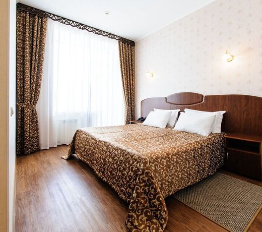 Almaz Hotel