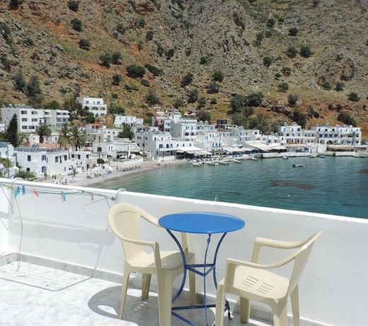 Madares Hotel